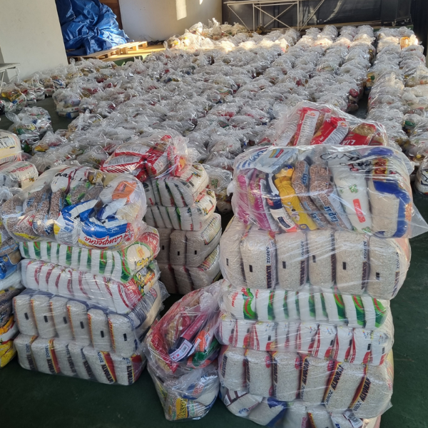 Alunos da Escola Daniel Berg doam mais de 10 toneladas de alimentos para famílias e entidades de Cacoal